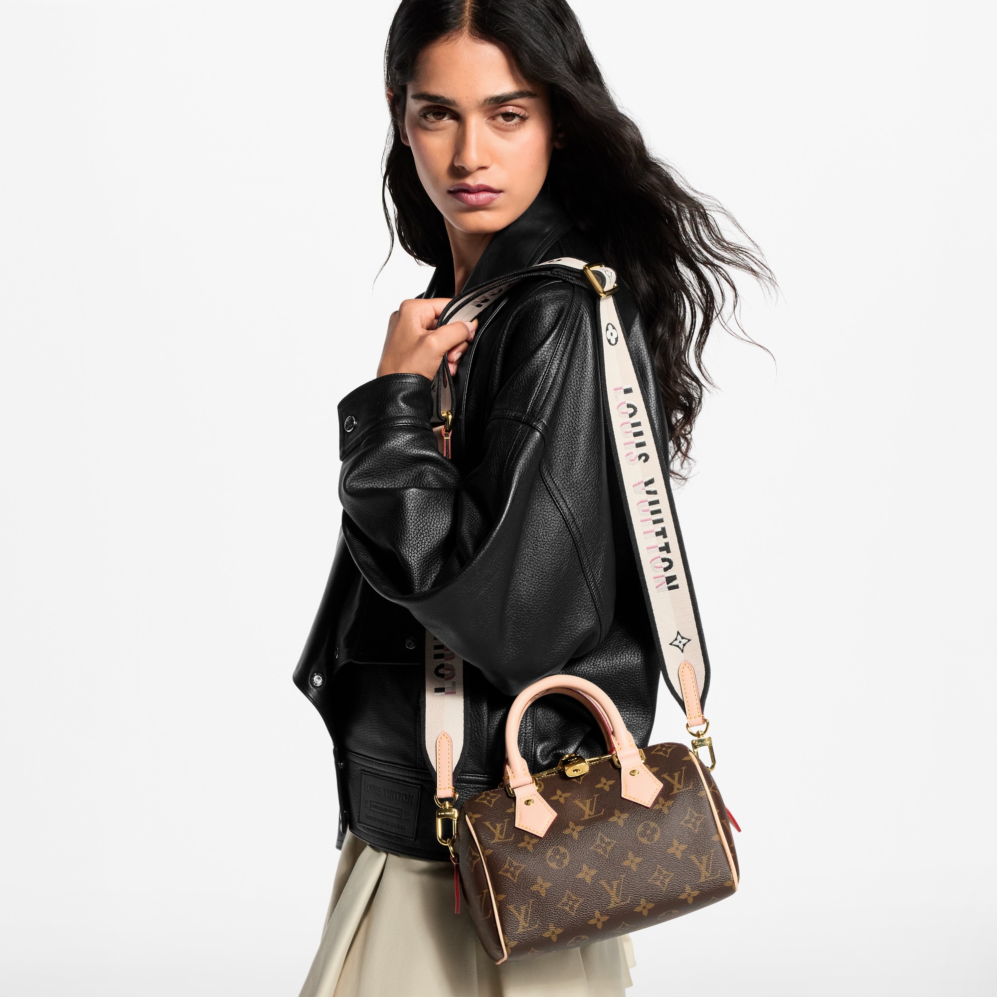 Speedy Bandoulière 20 Monogram - Handbags | LOUIS VUITTON